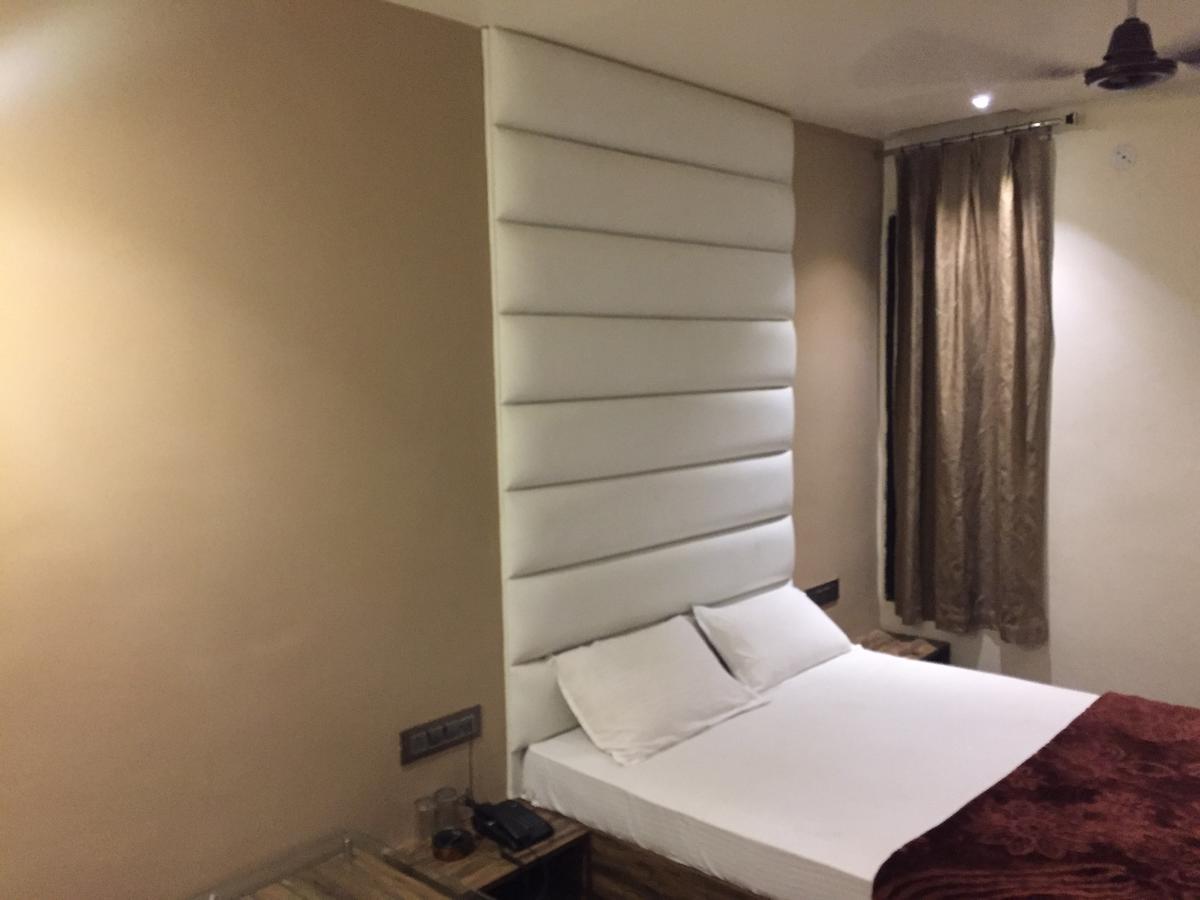 Sehore Hotel Shiva المظهر الخارجي الصورة